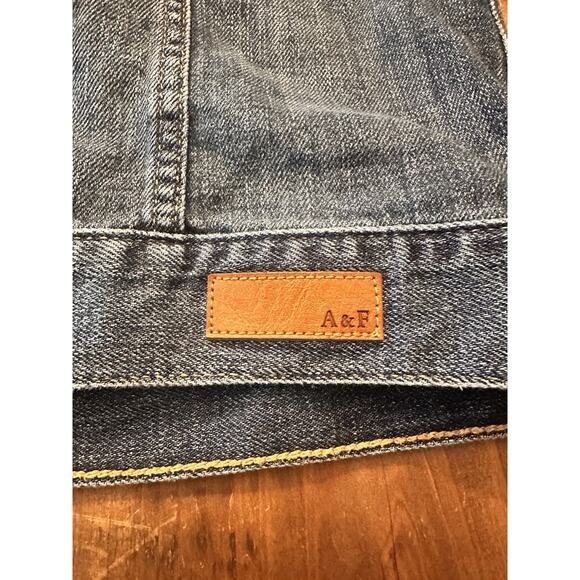 Abercrombie & Fitch Denim Jean Blue Jacket Size XL Y2K 90s Button Closure - Picture 15 of 16